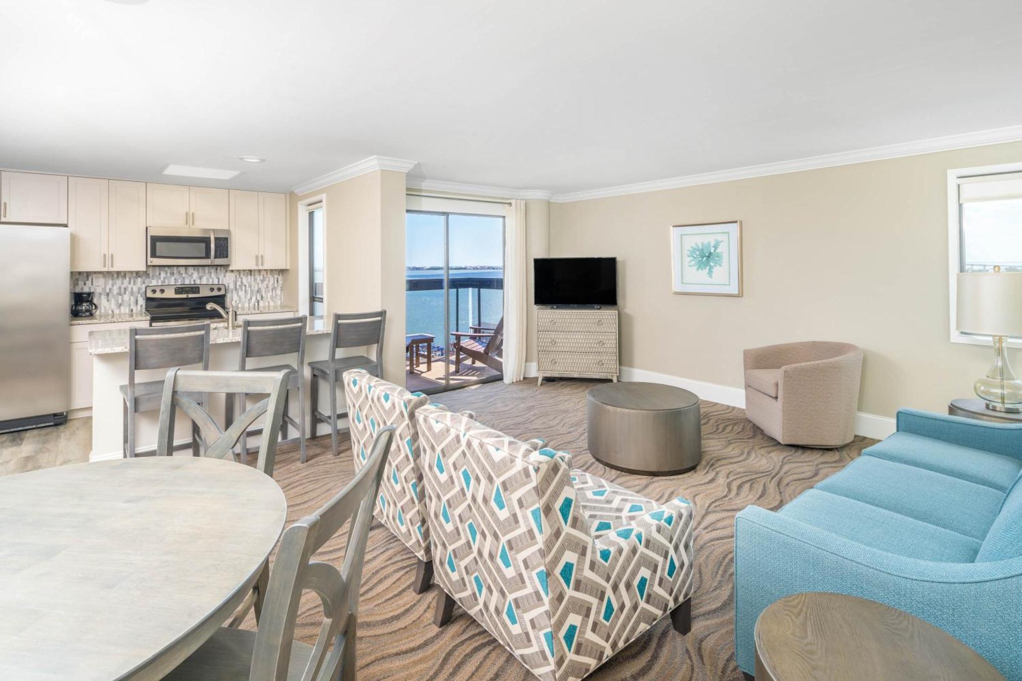 Bask Hotel At Big Rock Landing Morehead City Bagian luar foto