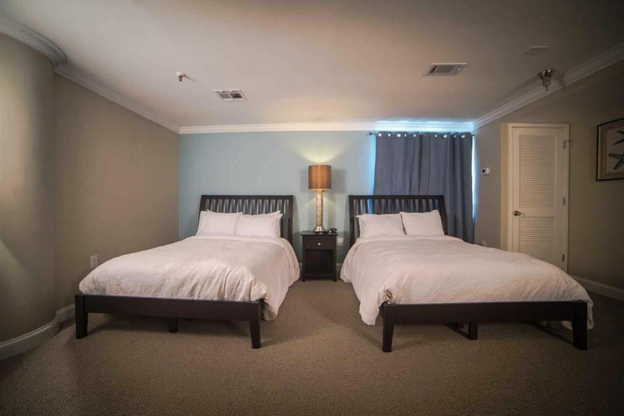 Bask Hotel At Big Rock Landing Morehead City Bagian luar foto