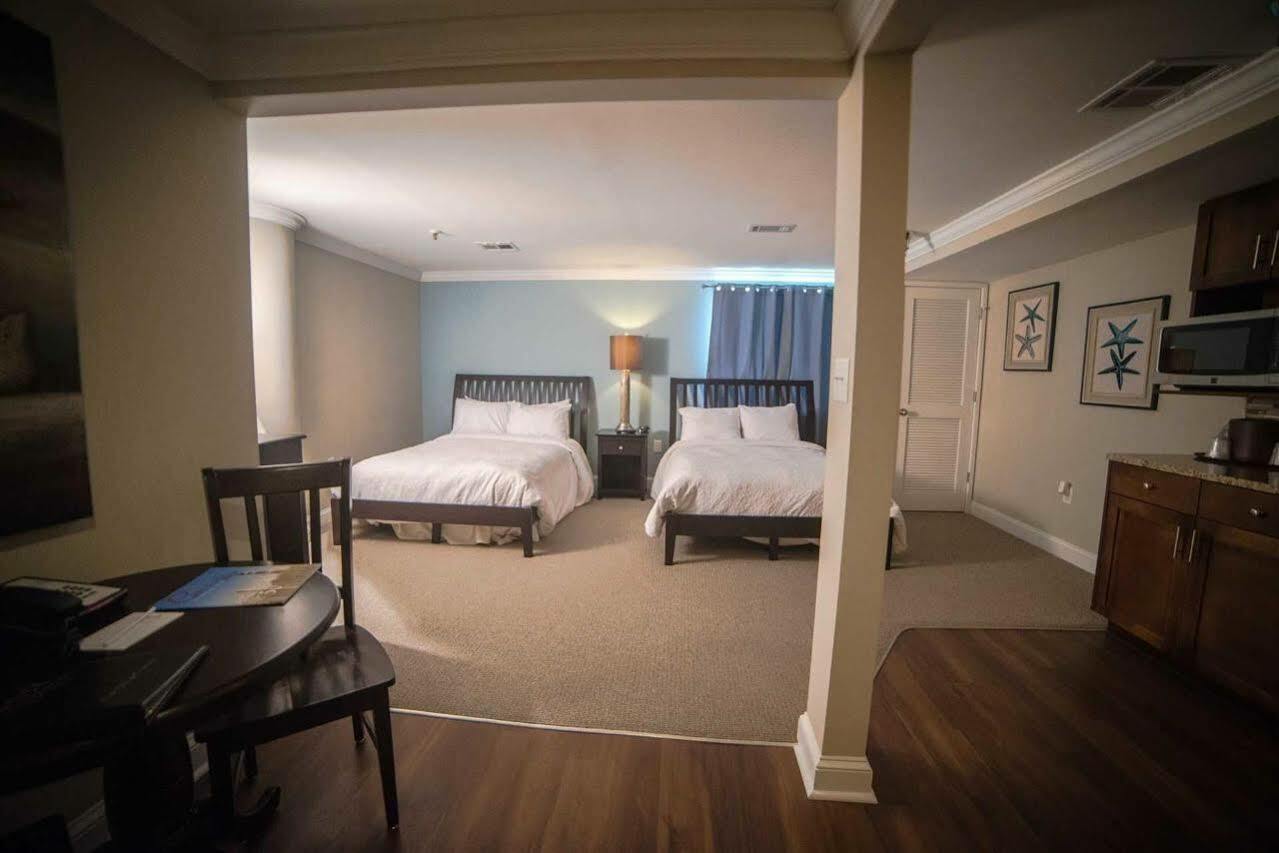 Bask Hotel At Big Rock Landing Morehead City Bagian luar foto